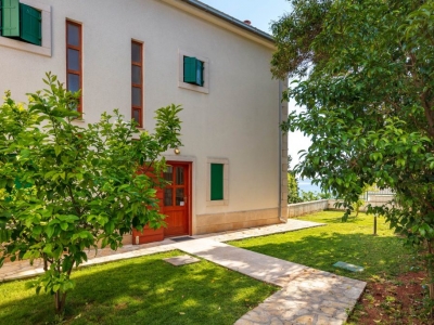 Garden and villa entrance